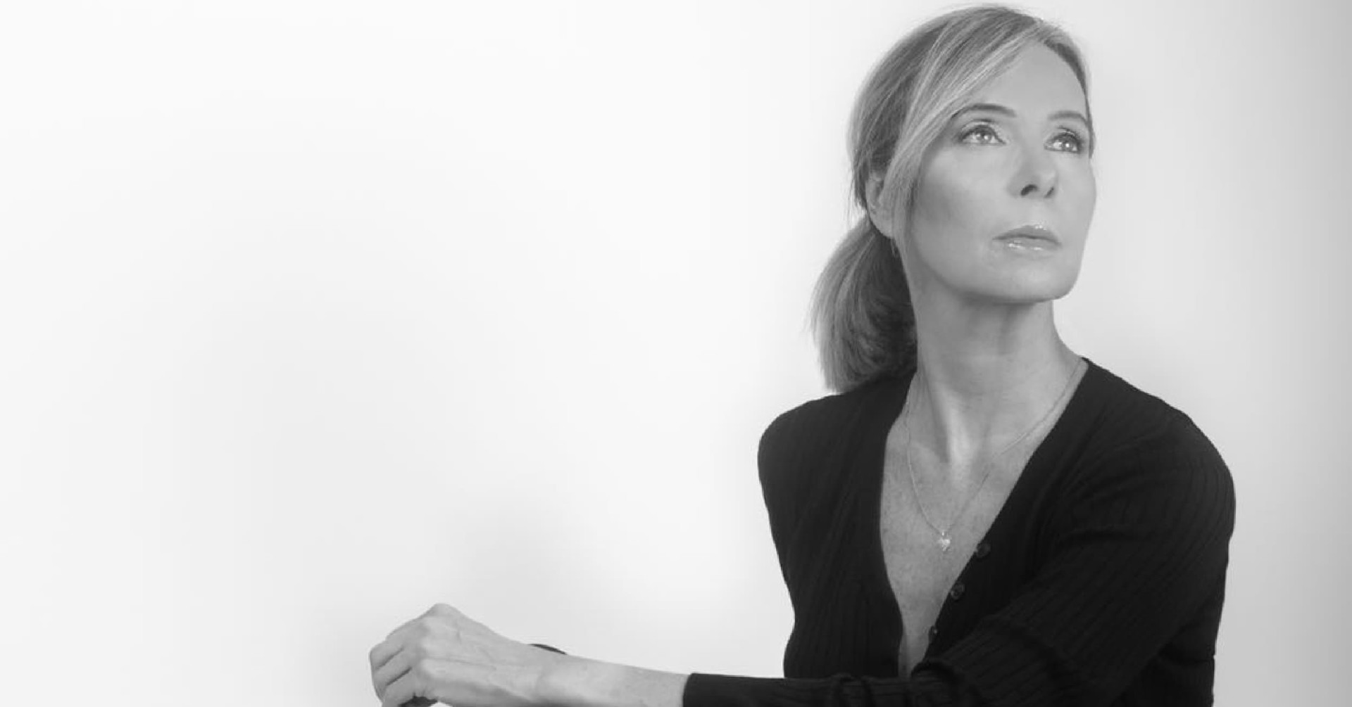 Si estás pasando por un problema que afecta tu vida, mantente positiva ya que lo podrás superar. Debes alejar la tristeza y salir adelanta