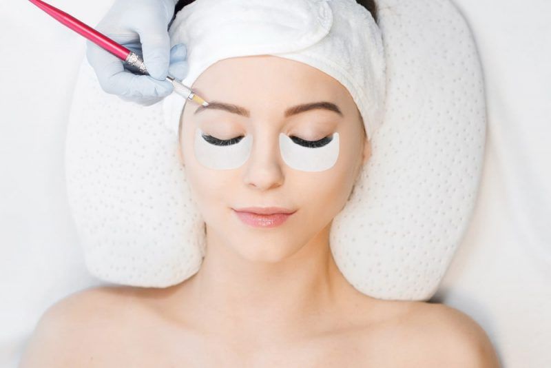 El microblading es una técnica semipermanente.