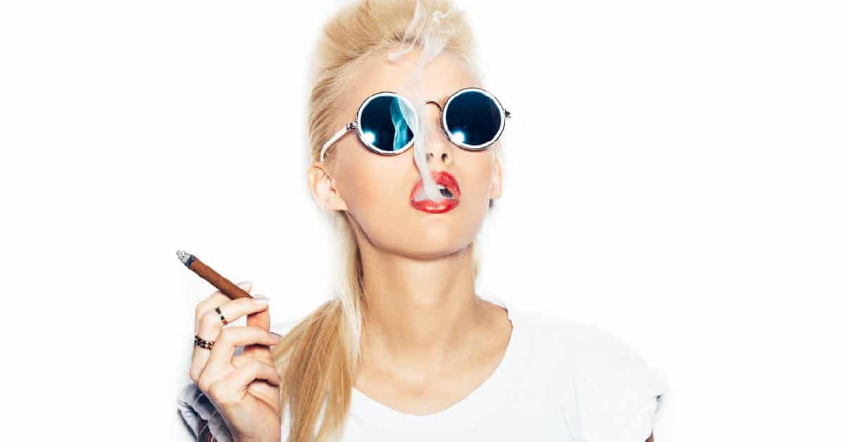 La altanería crea rechazo en tu entorno.