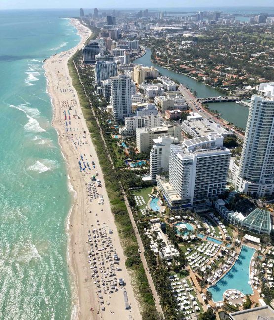 Vista de Miami Beach desde un heicóptero