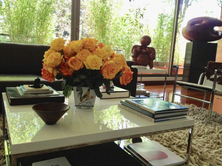 Las flores embellecen y refrescan la mesa