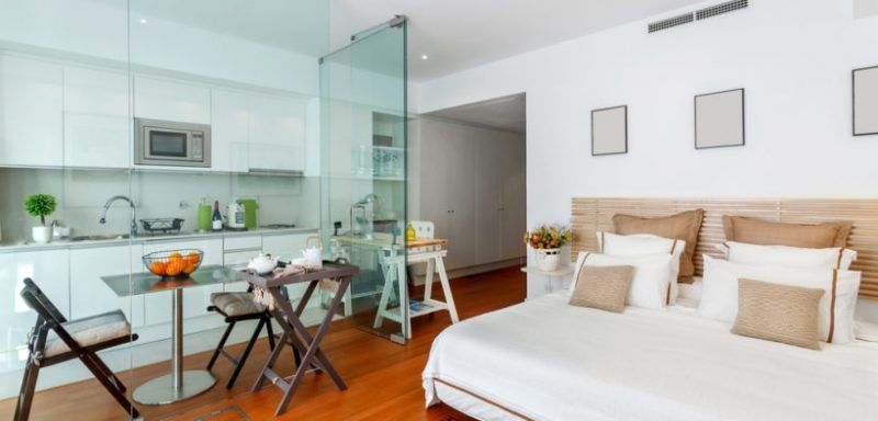 Un apartamento pequeño necesita una decoración optimizada para que no se vea regargado