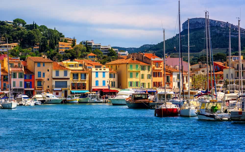 Visitar Cassis es inspirarse con la belleza y el colorido de una ciudad para alimentar el alma