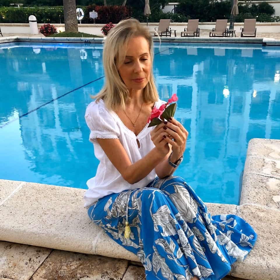 Todos somos vulnerables y no necesitamos escondernos tras una coraza. Mostrarnos tal cual somos, con nuestras virtudes y defectos es una forma de mostrar nuestra esencia 