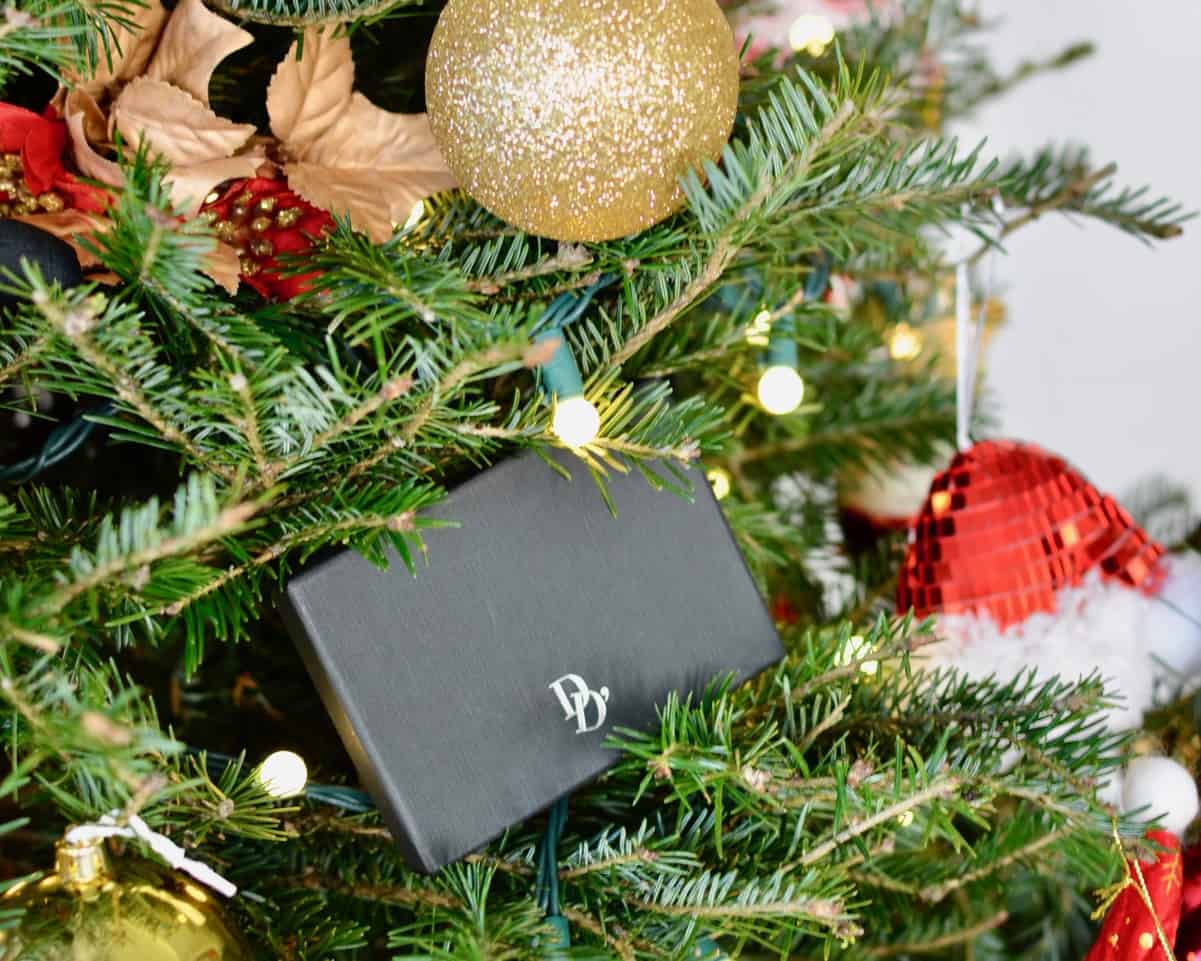 Cuando pienses en EL recuerda que un regalo bien presentado hace la diferencia! 