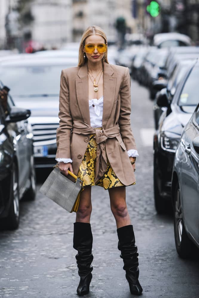 Los básicos com o un top blanco son un "must" en el closet de verano por lo fácil que son de combinar con cualquier outfit.