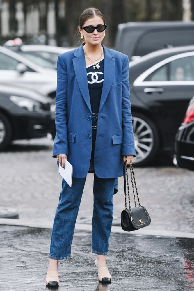 Las chaquetas largas son ideales para disimular las caderas anchas.