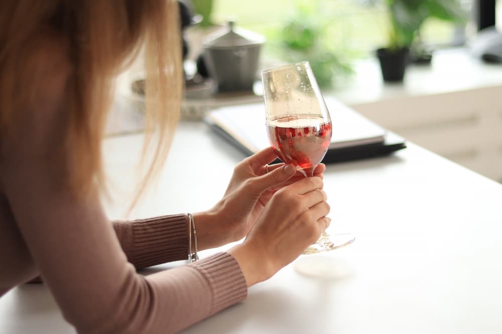 El consumo excesivo de bebidas alcoholicas están relacionadas con el cáncer.